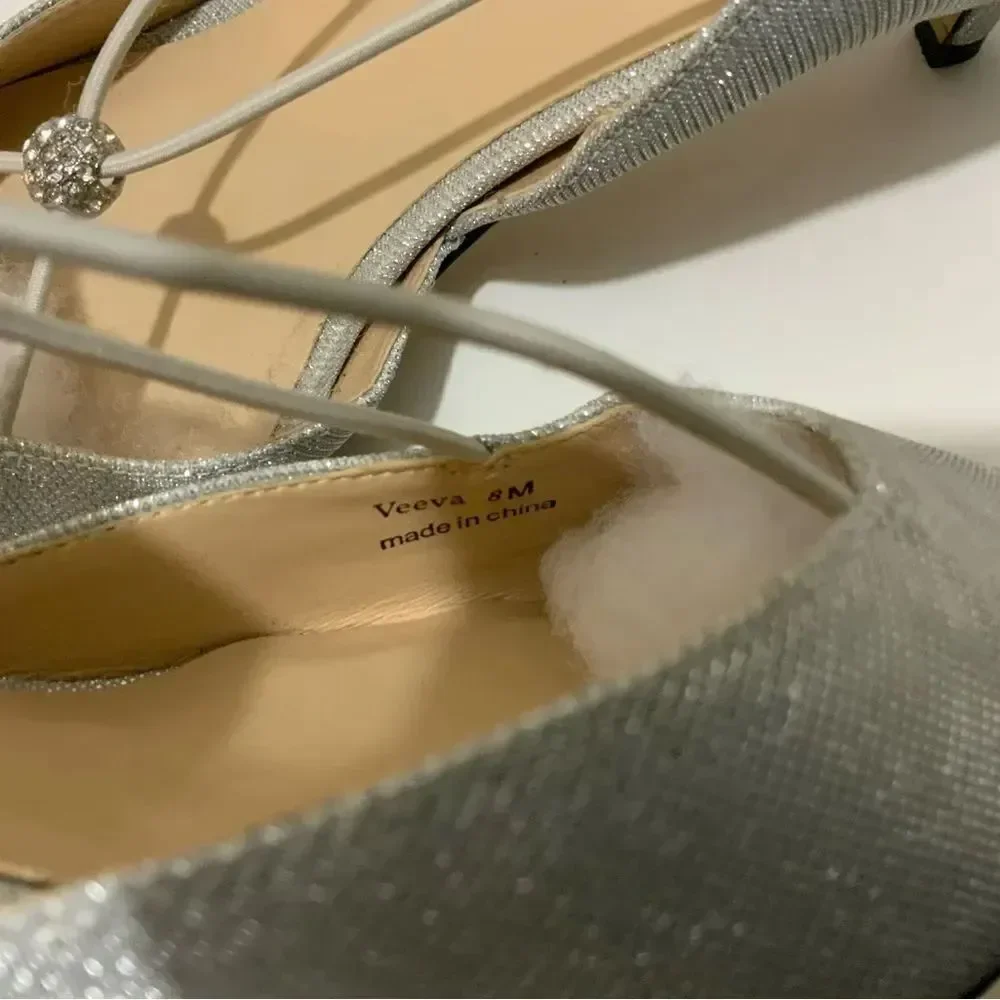 New J Renee Women's Veeva Pointed Toe Pumps Size 8 M Silver Glitter Fabric